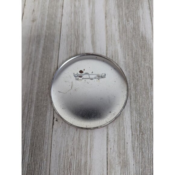 WWF Attitude Era Akclaim Sports Get It! Collectible Metal Pinback Button Badge - Picture 2 of 4